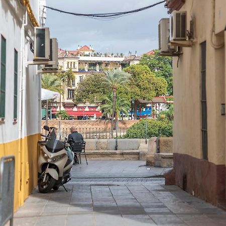 Flipanddo Triana Apartment Seville Exterior photo