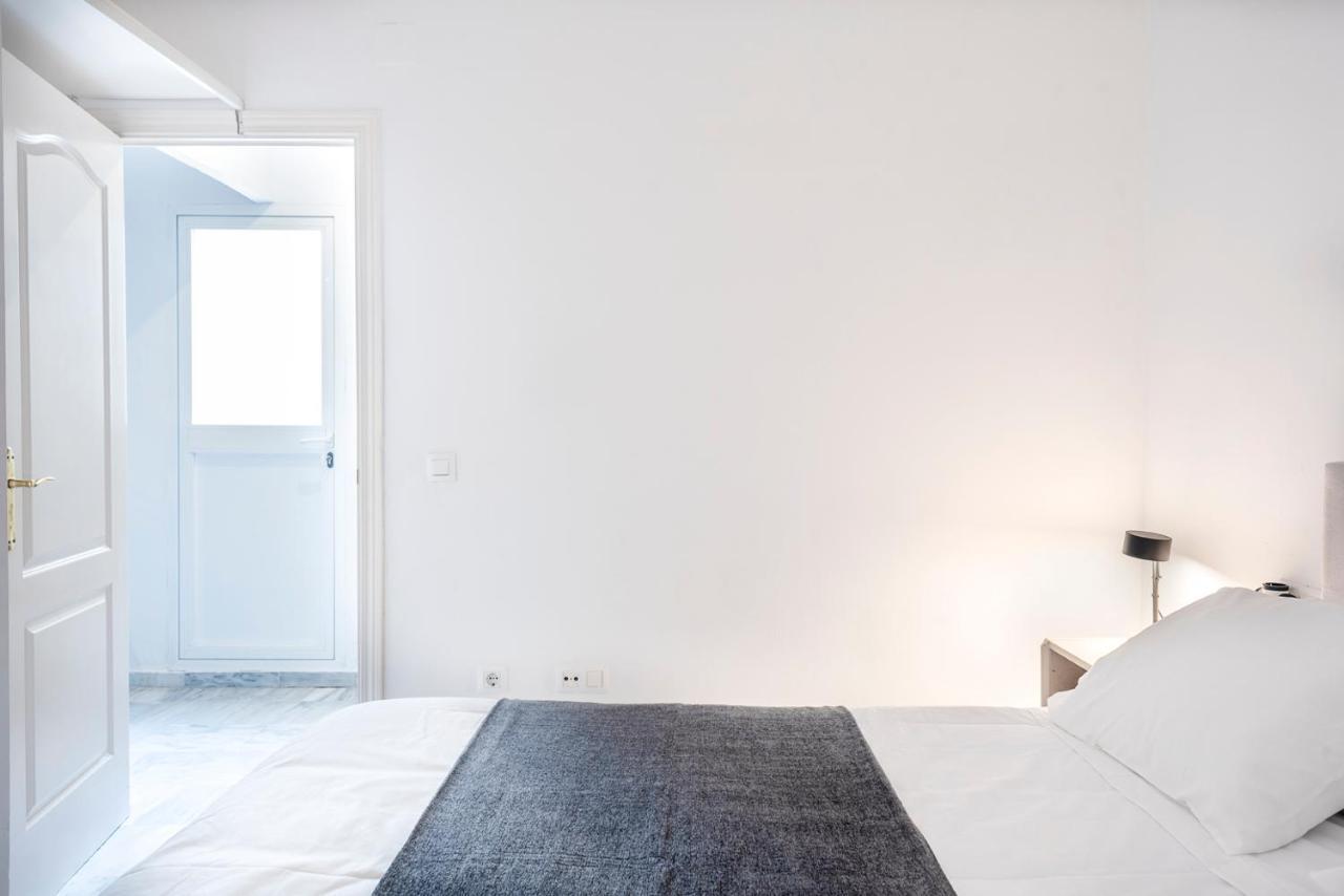 Flipanddo Triana Apartment Seville Exterior photo
